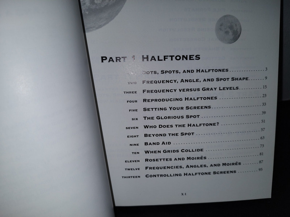 54- Real World Scanning And Halftones - David Blatner And Steve Roth - 1993
