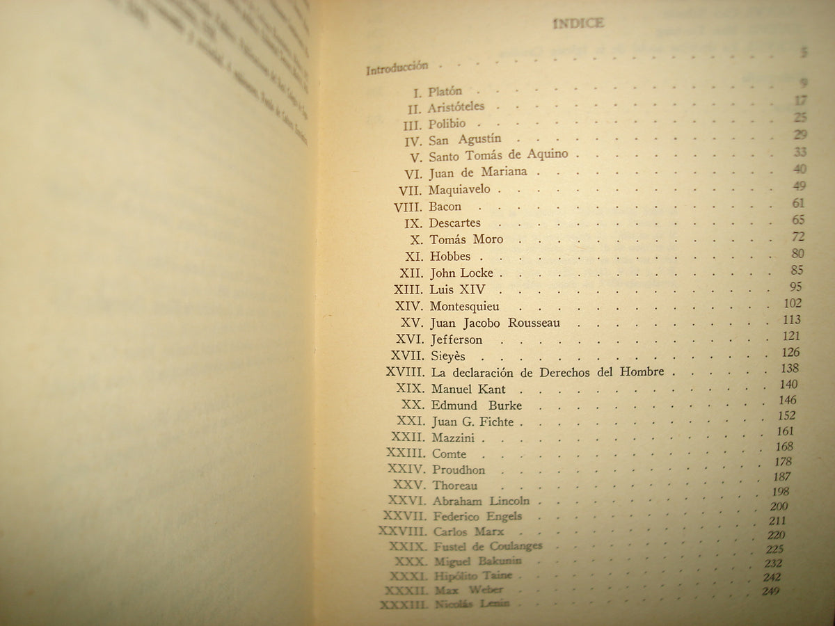 23- Clásicos De La Ciencia Política - Daniel Moreno. Universidad Nacional Autónoma De México - Primera Edición: 1975
