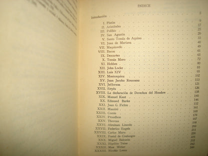 23- Clásicos De La Ciencia Política - Daniel Moreno. Universidad Nacional Autónoma De México - Primera Edición: 1975