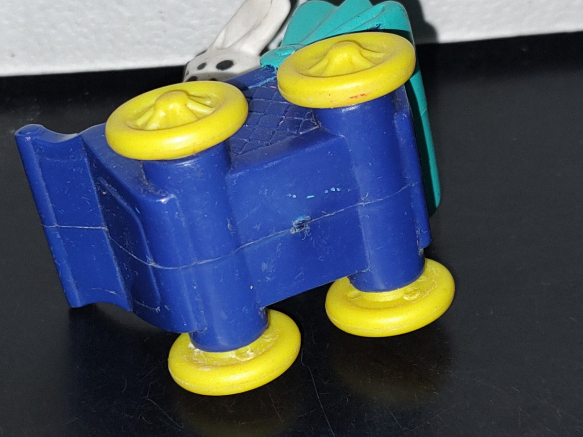 A3- Juguete Disney 101 Dálmatas: Perrito En Carriola - 90'S