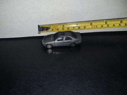 A2- Coche A Escala. Mercedes-Benz S-Class Gris - Marca Maisto - 90'S - 2000'S