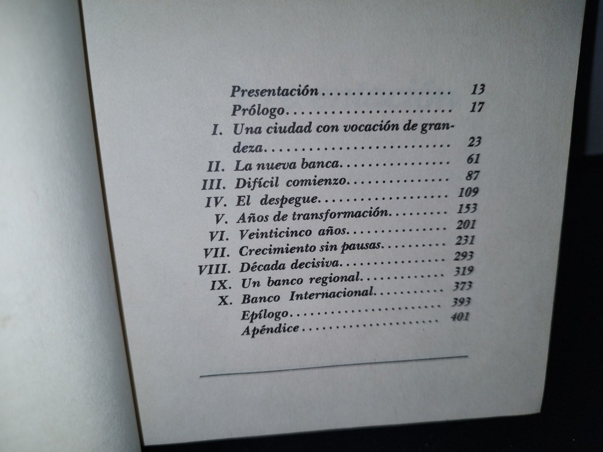 68- Un Banco, Una Región, Una Época - Fernando Martínez Réding - Primera Edición 1981