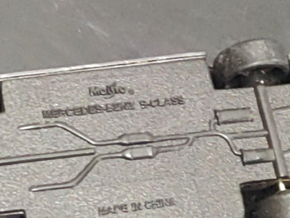 A2- Coche A Escala. Mercedes-Benz S-Class Gris - Marca Maisto - 90'S - 2000'S