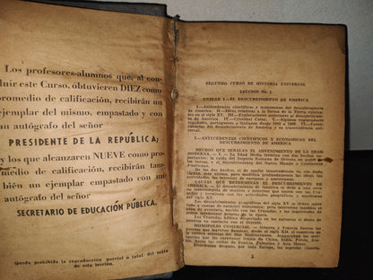 85- Historia Universal. Segundo Curso. El Descubrimiento De América / La Inquietud Espiritual Y La Reforma / La Revolución Francesa / El Imperio Napoleónico / Independencia De Las Colonias Iberoamericanas Y Otros Temas... -Sep, 50'S