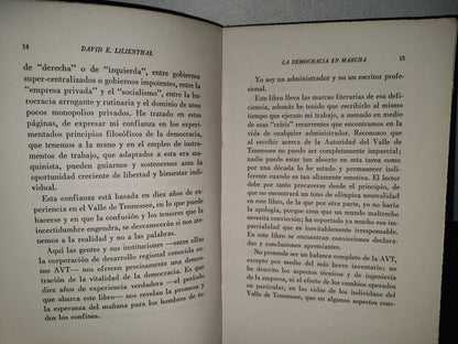 64- A. V. T. La Democracia En Marcha (Democracy On The March) - David E. Lilienthal - 1946