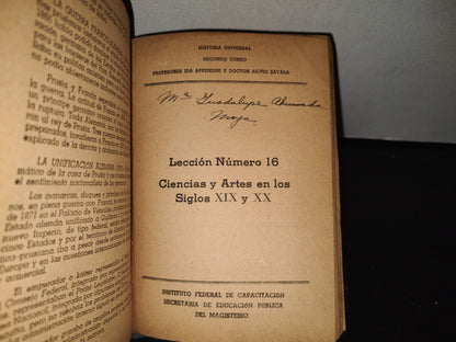 85- Historia Universal. Segundo Curso. El Descubrimiento De América / La Inquietud Espiritual Y La Reforma / La Revolución Francesa / El Imperio Napoleónico / Independencia De Las Colonias Iberoamericanas Y Otros Temas... -Sep, 50'S