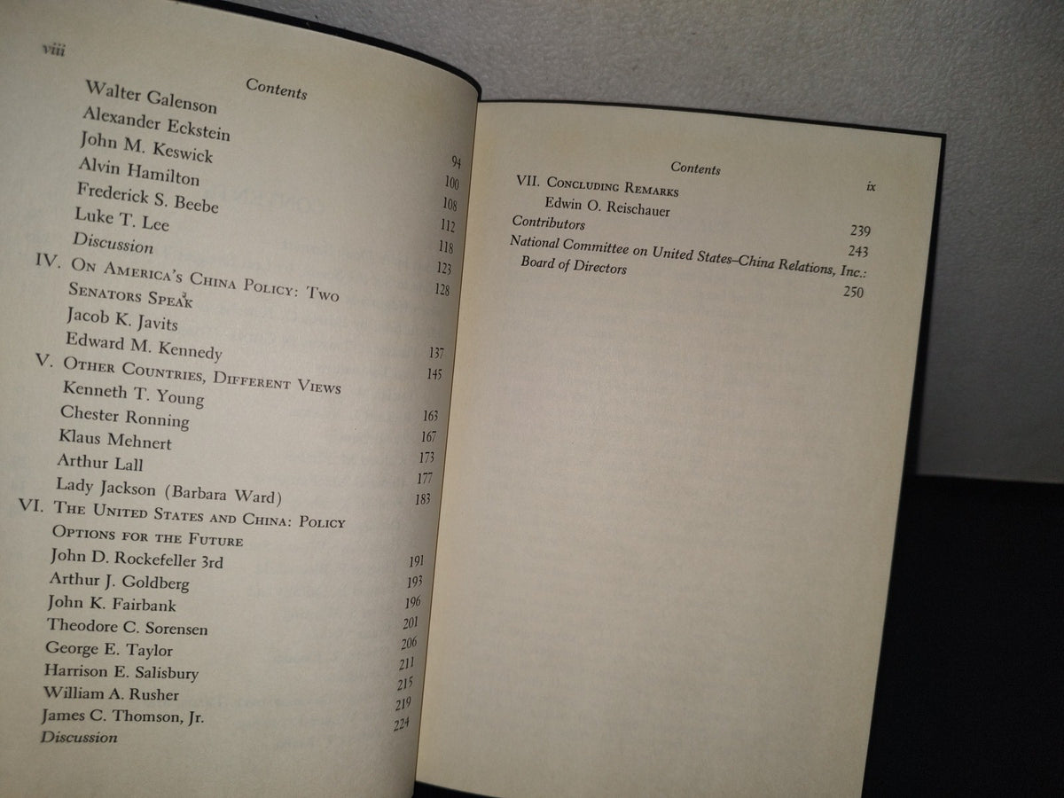 23- The United States & China. The Next Decade - A. Doak Barnett - 1970