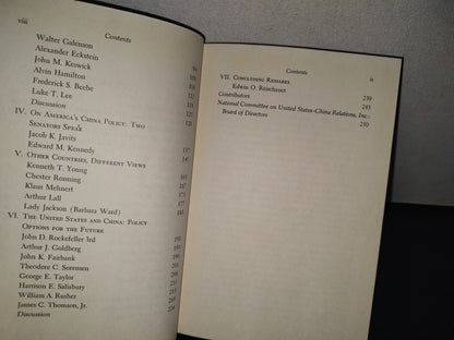 23- The United States & China. The Next Decade - A. Doak Barnett - 1970