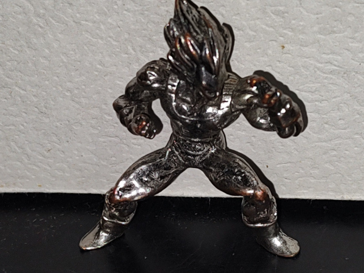 A6- Figura De Metal De Dragon Ball: Vegeta