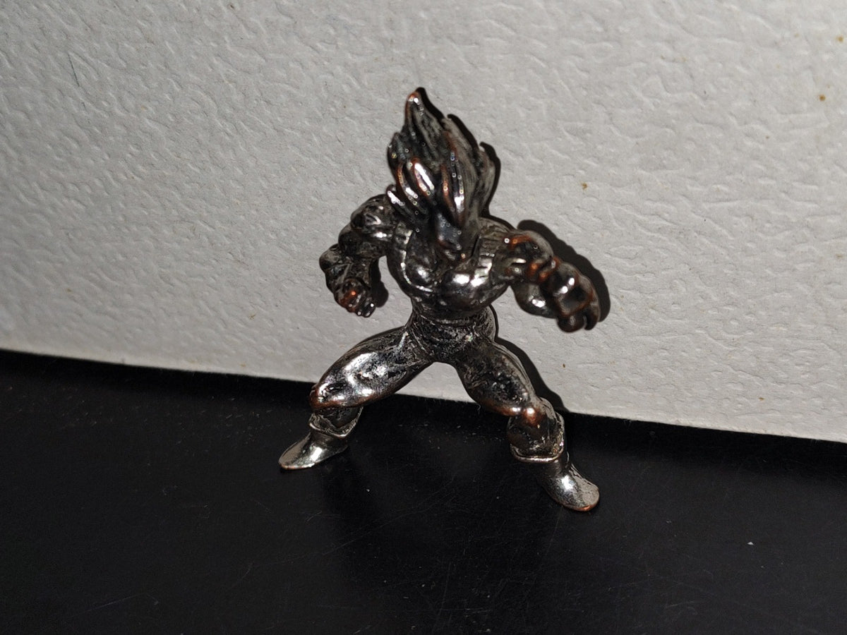 A6- Figura De Metal De Dragon Ball: Vegeta