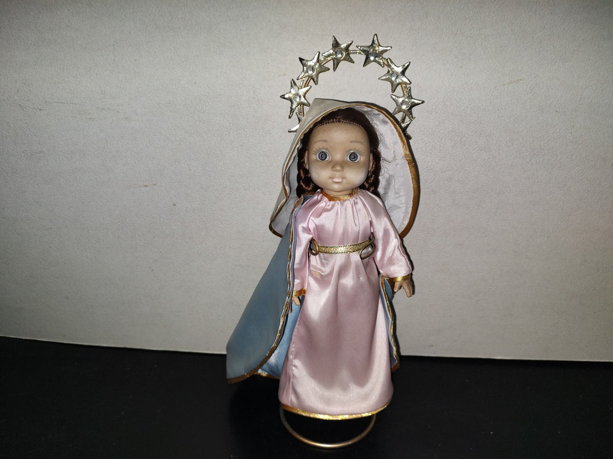 A6- Muñeca Con Representación De La Virgen María