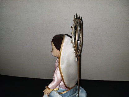 A6- Muñeca Con Representación De La Virgen María