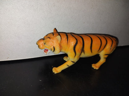A5- Tigre De Plástico Macizo - 2000'S