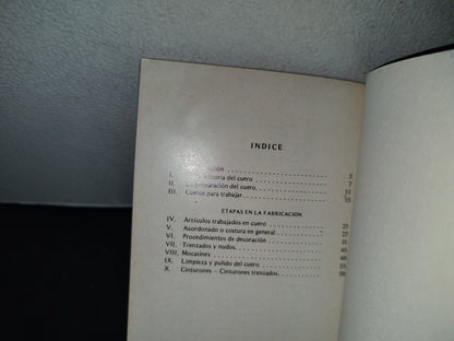 214- El Arte De Trabajar El Cuero - Miller - Editorial Albatros, 1980