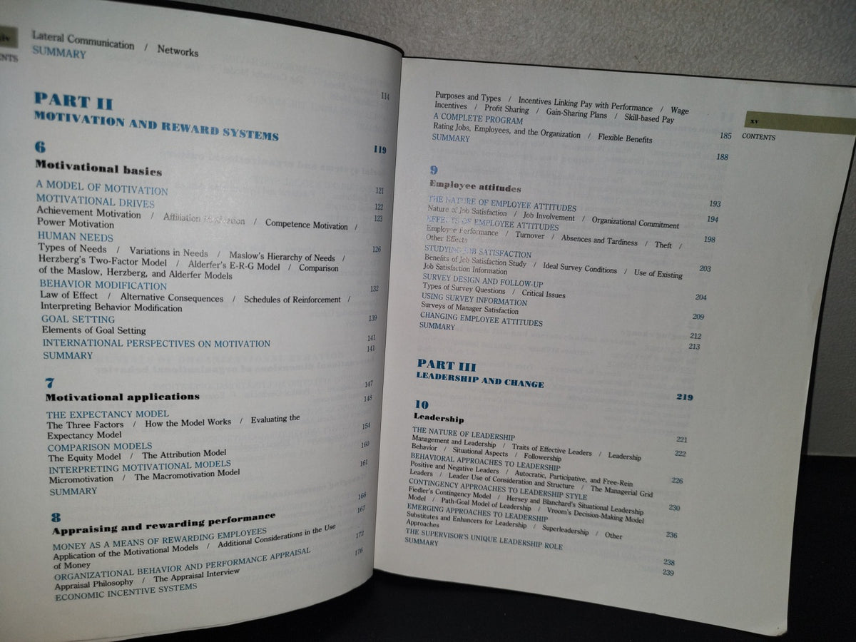 219- Organizational Behavior. Human Behvior At Work - John W. Newstrom / Keith Davis