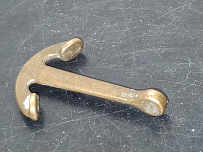 A5- Antiguo Dije De Bronce En Forma De Ancla - 70's