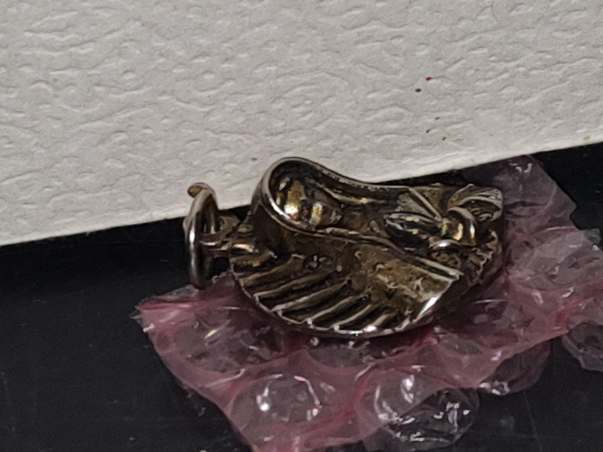 A5- Dije De Metal En Relieve Con La Virgen De Guadalupe - 70's - 80's