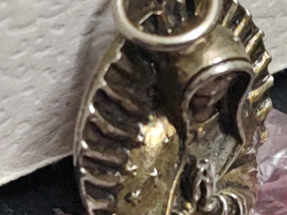 A5- Dije De Metal En Relieve Con La Virgen De Guadalupe - 70's - 80's