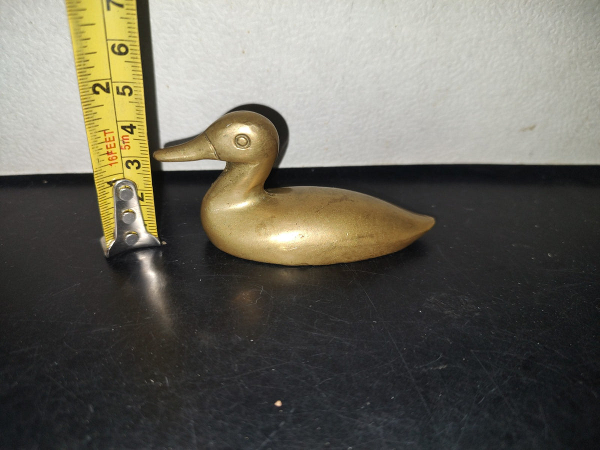 A5- Figura Maciza De Bronce: Pato Echado - 70's