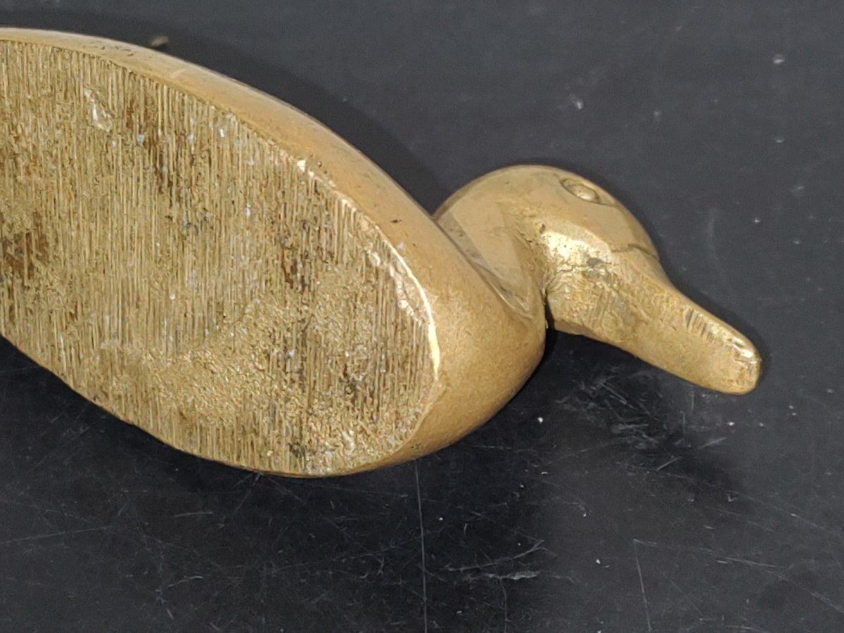 A5- Figura Maciza De Bronce: Pato Echado - 70's