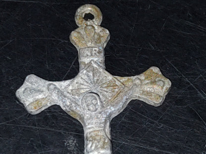 A5- Dije Crucifijo De Metal - 60'S - 70'S