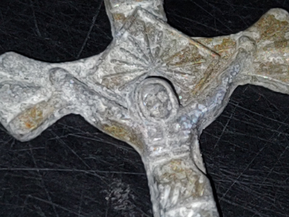 A5- Dije Crucifijo De Metal - 60'S - 70'S