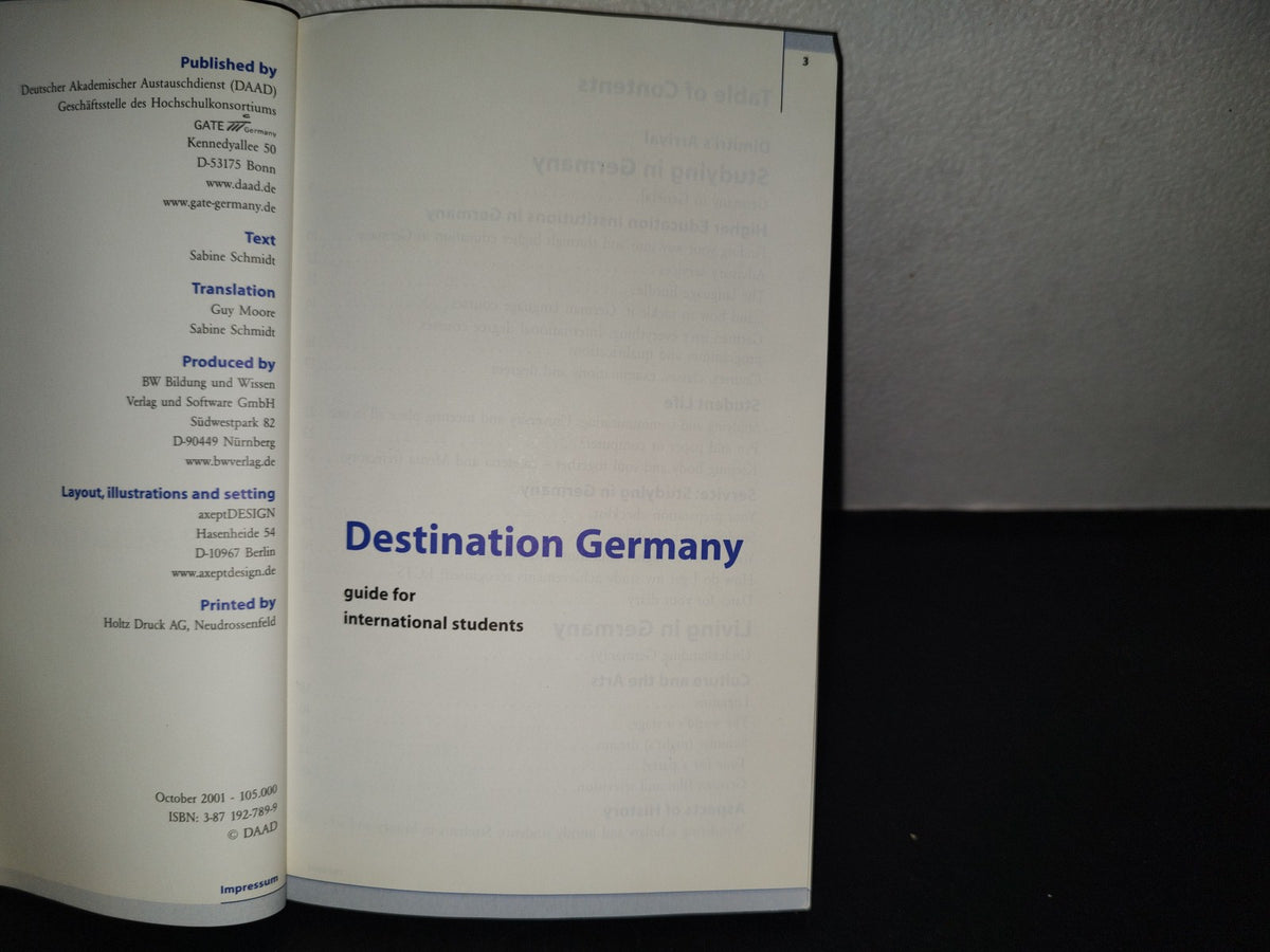 219- Destination Germany. Guide For International Students (English-German)