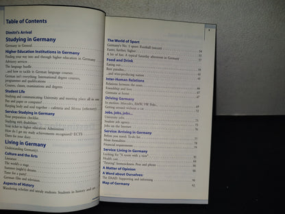 219- Destination Germany. Guide For International Students (English-German)