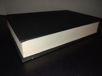 219- The Hunt. A Decker/Lazarus Novel. William Morrow. Harper Collins Publishers. First Edition 2022