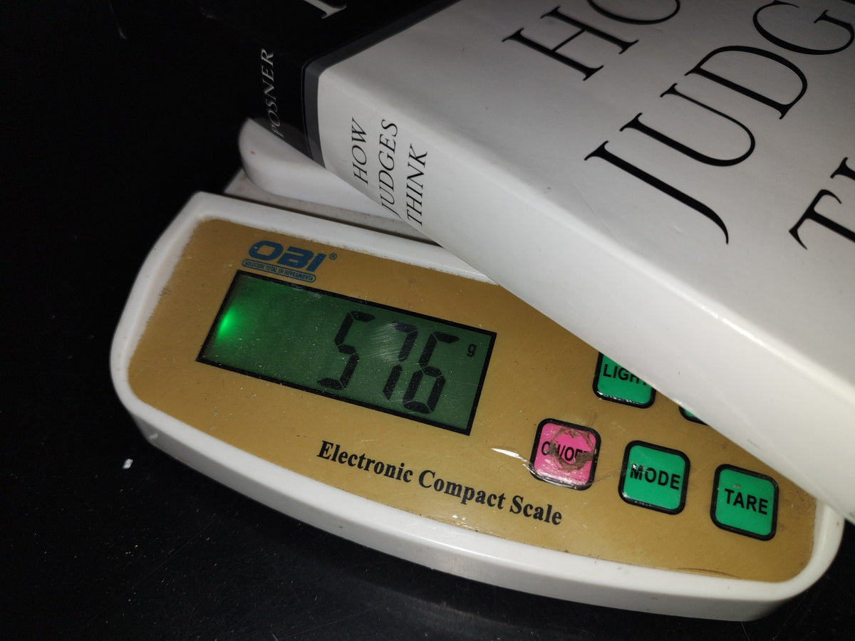 219- How Judges Think - Richard A. Posner. First Hardvard University Press Paperback Edition, 2010