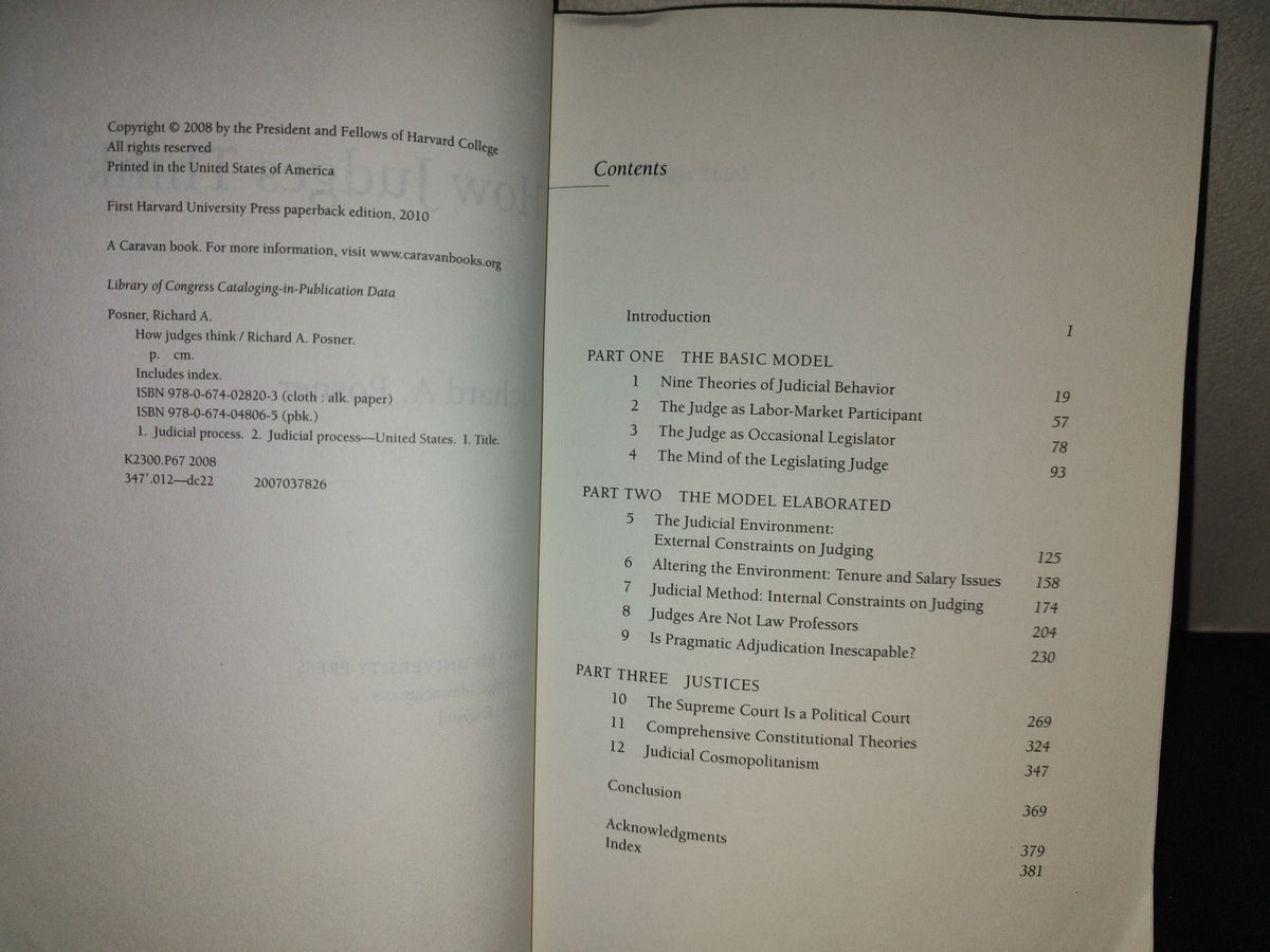 219- How Judges Think - Richard A. Posner. First Hardvard University Press Paperback Edition, 2010