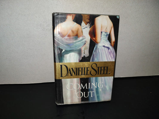 196- Coming Out - Danielle Steel - Delacorte Press 2006