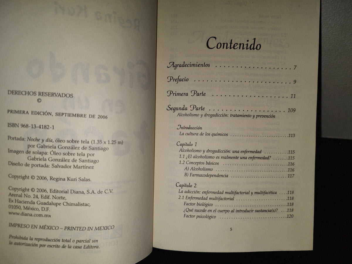 219- Girando En Un Tacón - Regina Kuri - Primera Edición 2006