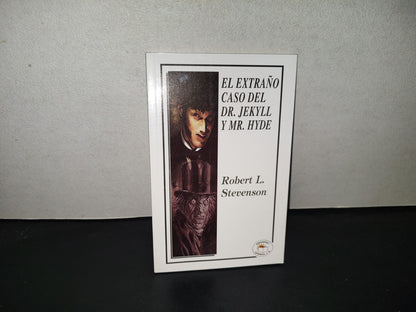 219- El Extraño Caso Del Dr. Jekyll Y Mr. Hyde - Robert L. Stevenson