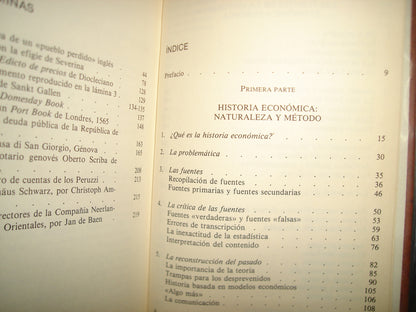 8- Entre La Historia Y La Economía - Carlo M. Cipolla