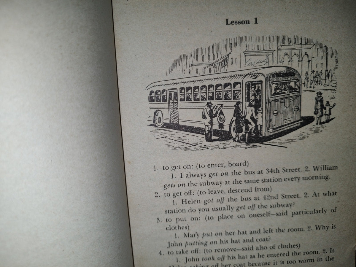 211- Essential Idioms In English - Robert J. Dixon - 1951