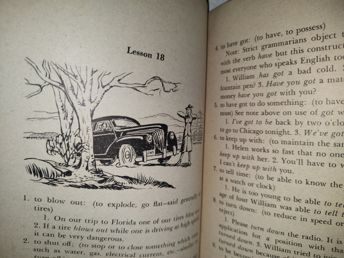 211- Essential Idioms In English - Robert J. Dixon - 1951
